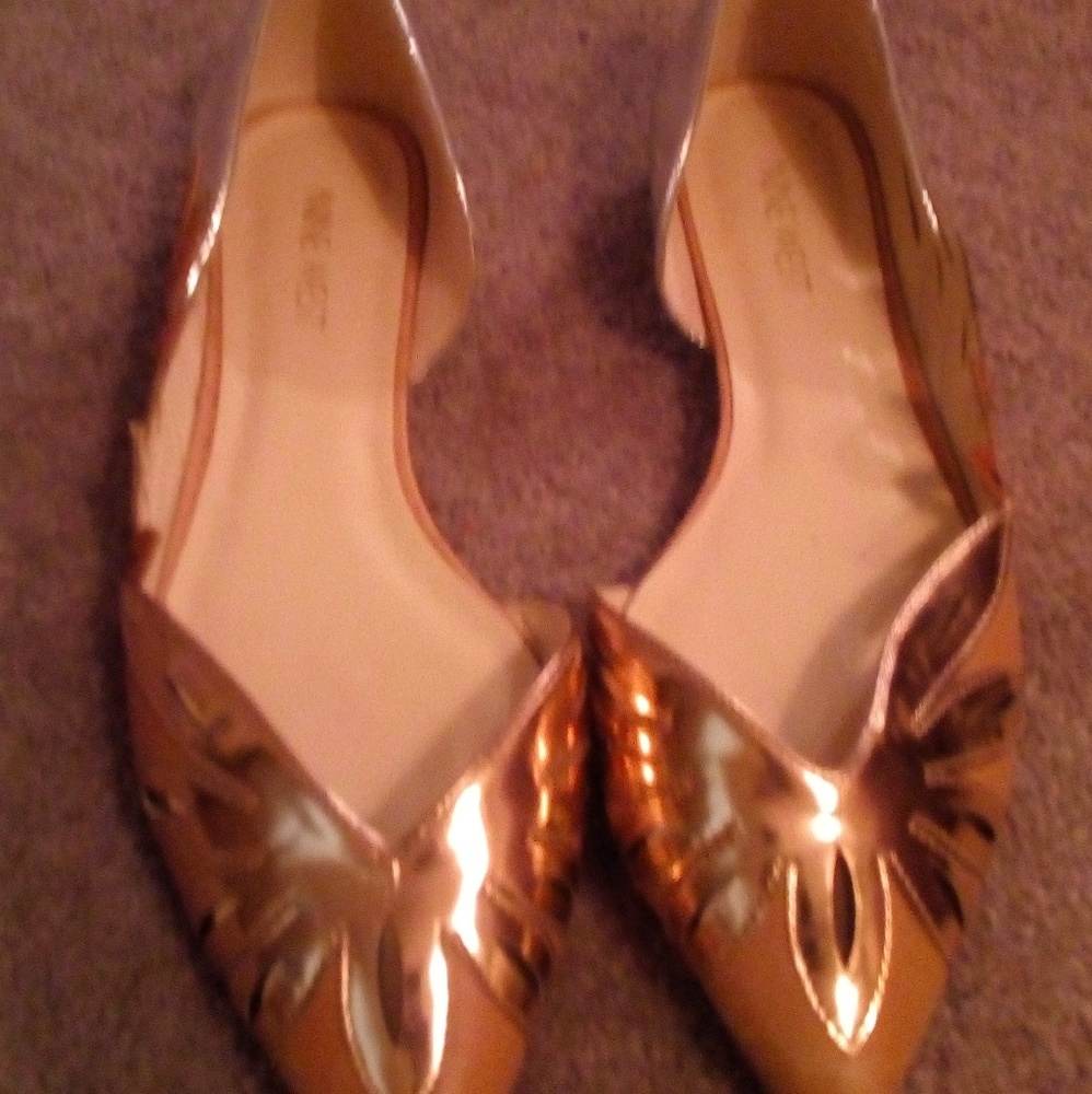 Nine West flats NWOT